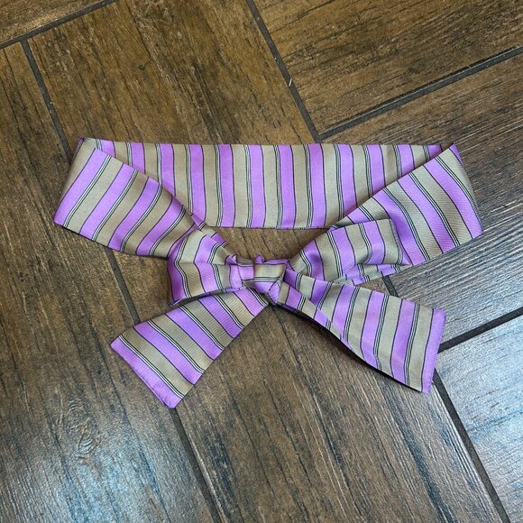 Symphony Scarfs Lilac Purple and Tan Vintage Striped 100% Silk Bow Tie - Picture 8 of 9